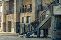 Centrale électrique abandonnée aux influences Art déco