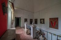 Medieval hall in an abandoned villa - Urbex
