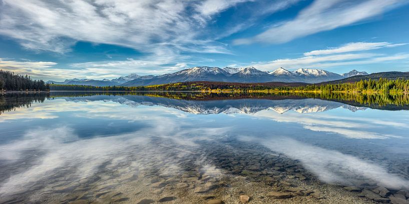 Lac de montagne dans le parc national Jasper par Chris Stenger
