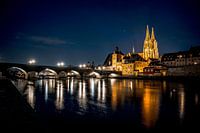 Regensburg Steinernen Brücke am Abend