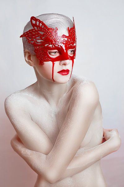 Weiß und Blut von Angelina Goncharova