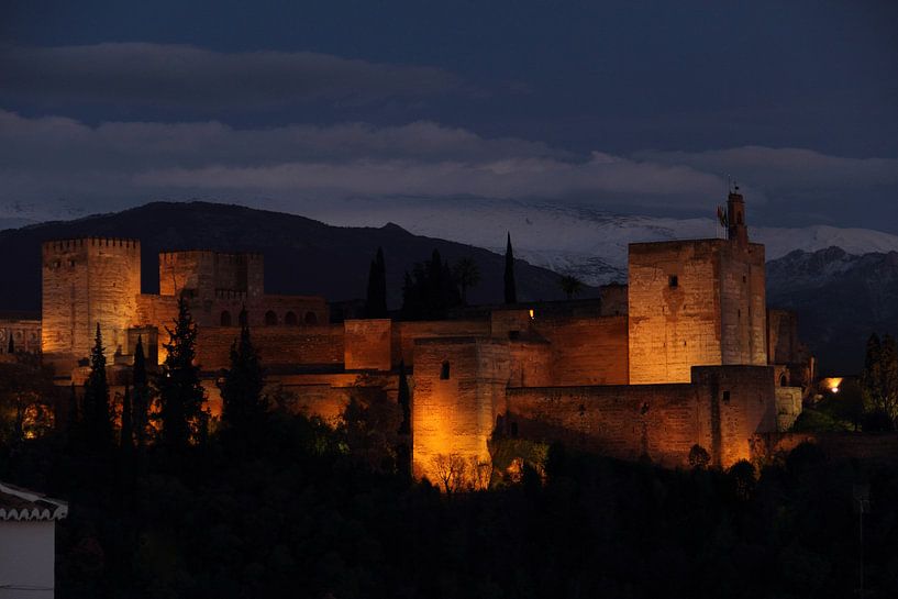 Alhambra bei Nacht von Cornelis (Cees) Cornelissen