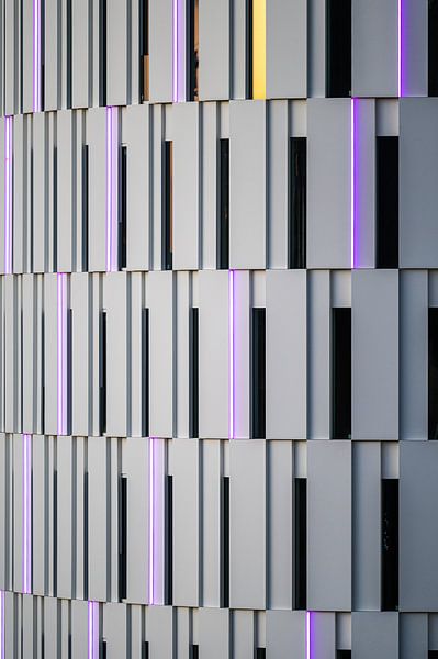 Bâtiment moderne de nuit par Werner Lerooy