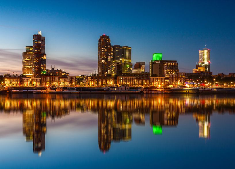 Maashaven à l'heure bleue par Ilya Korzelius