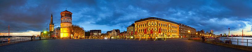 Düsseldorf - Burgplatz Panorama by Volker Banken