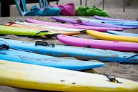 Bildende Kunst | Farbige Surfbretter | Strand