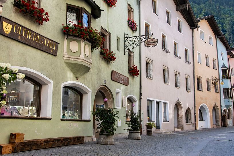 Façades colorées à Rattenberg par Sander Groenendijk