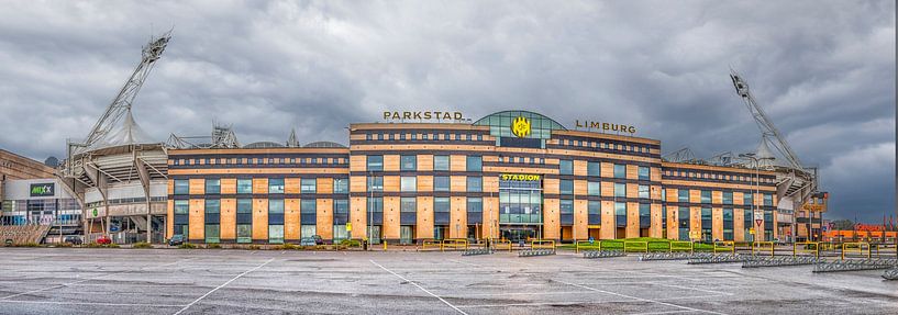 Parkstad Limburg Stadion von John Kreukniet