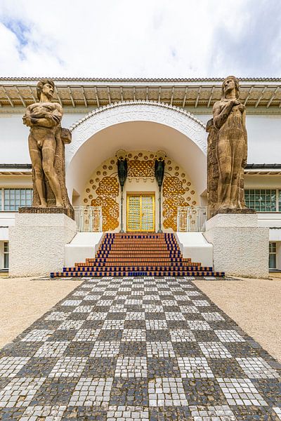 Bâtiment-atelier sur le Mathildenhöhe à Darmstadt par Werner Dieterich