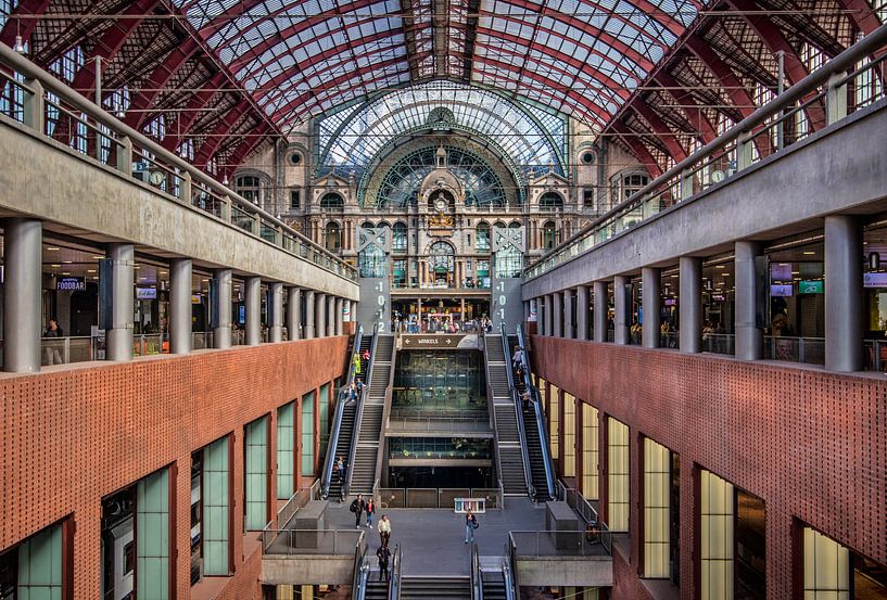 Antwerpen centraal by Bruno Hermans
