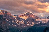 Das Lauterbrunner Breithorn im warmen Schein der Abendsonne