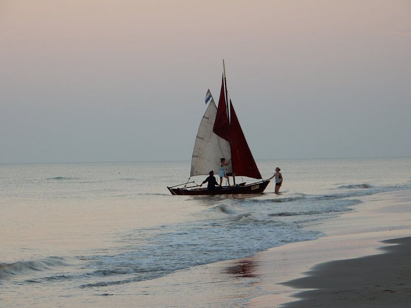 Sailboat on the beach by Joke te Grotenhuis