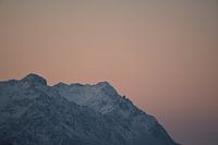 Lever de soleil dans les montagnes