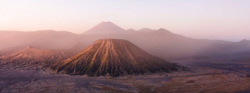 Bromo Sunrise by Giovanni della Primavera