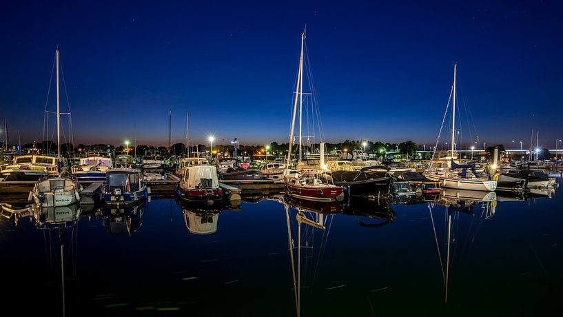 Roermond by night von Maurice Meerten