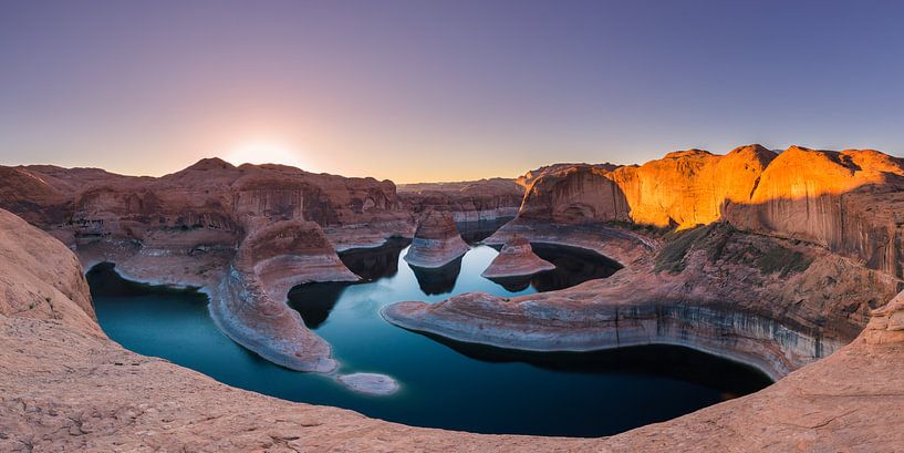 Lever de soleil dans le canyon de réflexion, lac Powell, Utah par Henk Meijer Photography