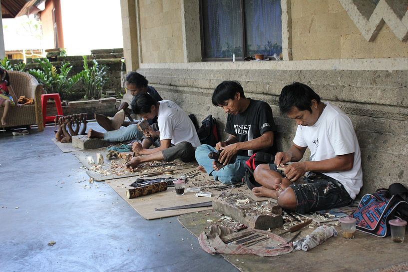 Indonesië: Werkende mannen von Raoul van de Weg