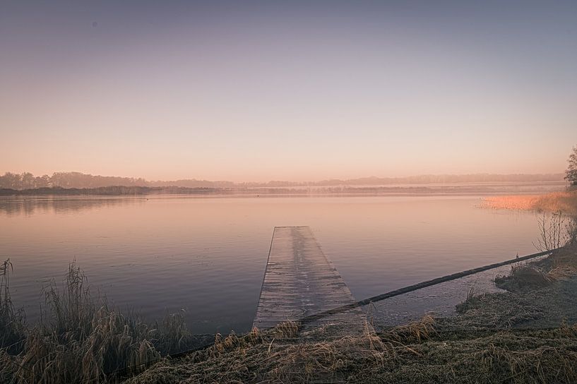Morning sun on a jetty by Grietje van der Reijnst