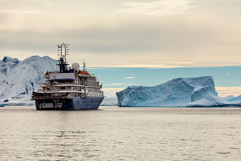Les icebergs de l'Antarctique par Roland Brack