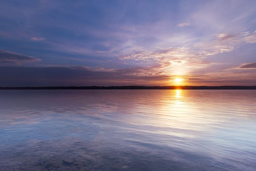 Un coucher de soleil rêvé sur le lac de Starnberg - een dromerge zonsondergang aan het meer- un coucher de soleil de reve au bord du lac par Christina Bauer Photos