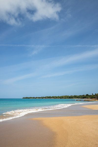 Plage de sable des Caraïbes en Guadeloupe, Plage de Clugny par Fotos by Jan Wehnert