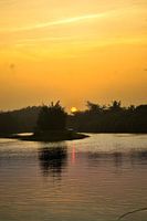 Die Sonne hat einen roten Ring