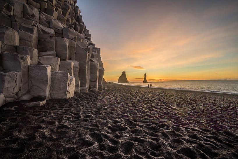 Black beach of Reynisfjara &amp; Hálsanefshellir by Elsa Star