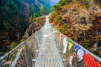 Pont suspendu à Namche Bazaar