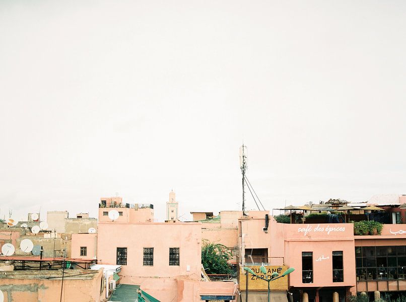 Place des Epices | Dachterrassen in Marrakesch Marokko | Fine Art Reisefotografie drucken von Raisa Zwart Reisefotografiedrucke