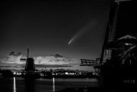 Komet Neowise über der Zaanse Schans