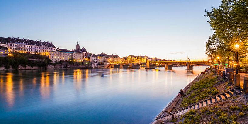 Bâle en Suisse le soir par Werner Dieterich