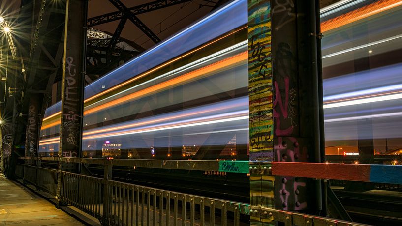 Lighttrain by Sven Frech