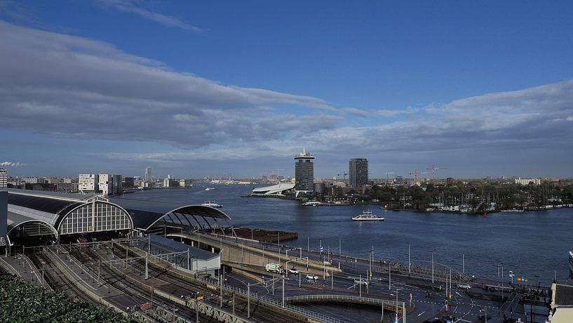 Amsterdam Central Station by Martijn Winkelaar