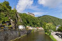  Schloss Vianden und die Our