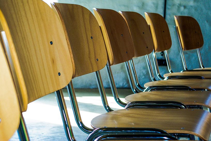 Stuhlreihe von Norbert Sülzner