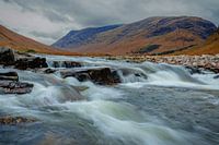S'écouler dans le silence - le pouvoir de l'eau pure