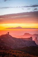 Espagne - Coucher de soleil sur le Pico de Las Nieves à Gran Canaria avec vue sur le Roque Nublo (0043)