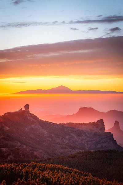 Espagne - Coucher de soleil sur le Pico de Las Nieves à Gran Canaria avec vue sur le Roque Nublo (0043) par Reezyard