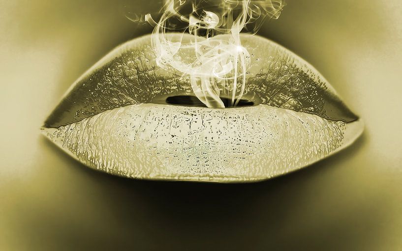 Golden lips smoking by Humphry Jacobs
