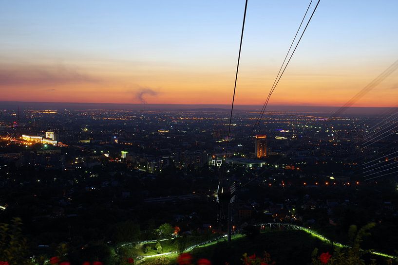 Kok Tobe hill, Almaty, Kazachstan von Andrew Chang