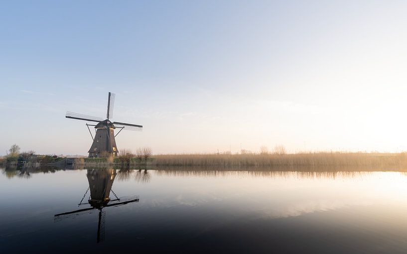 Morning rest in Kinderdijk by Hendrik Karremans