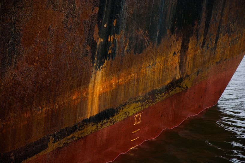 In the harbour of IJmuiden by scheepskijkerhavenfotografie