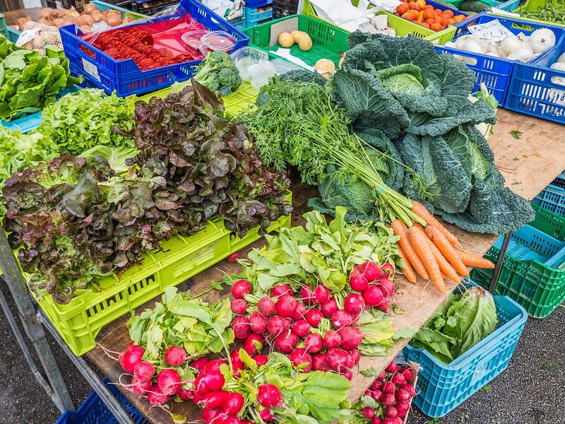 Organic vegetables at the weekly market by Animaflora PicsStock
