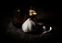 Huile d'olive et ail, nature morte, peinture. Cuisine Italie italienne.