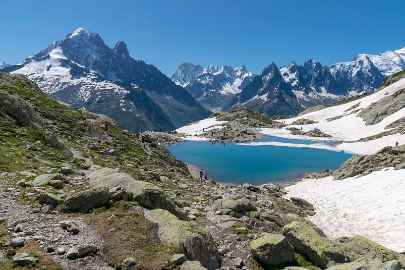 uitzict on Lac Blanc in France by Linda Schouw
