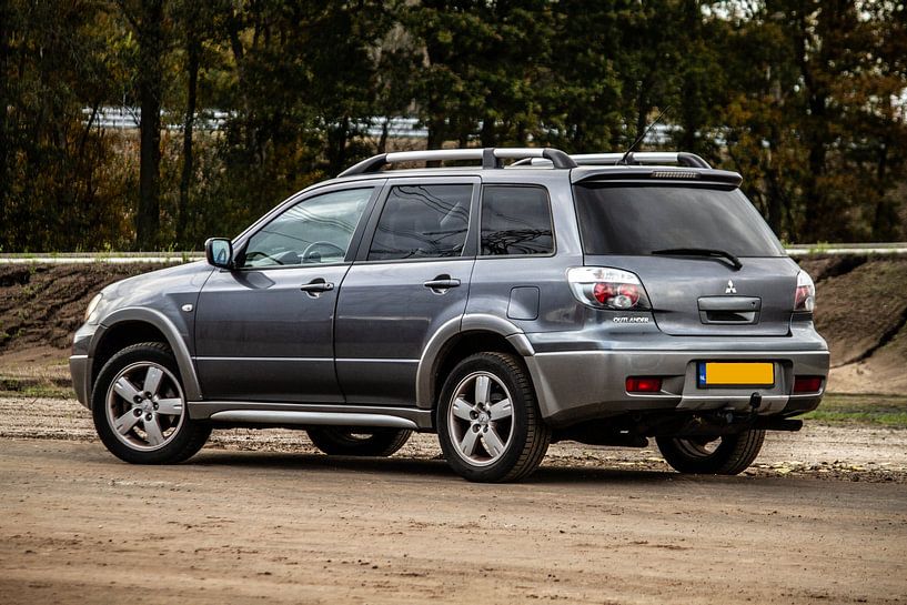 Mitsubishi Outlander 2.4 4X4 von Kim Reuvekamp