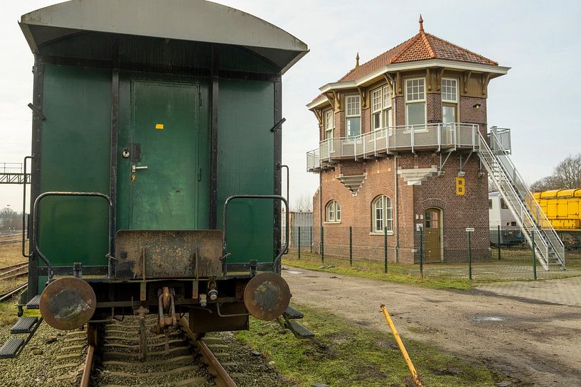 Historisches Eisenbahnstellwerk von Willem Laros | Reis- en landschapsfotografie