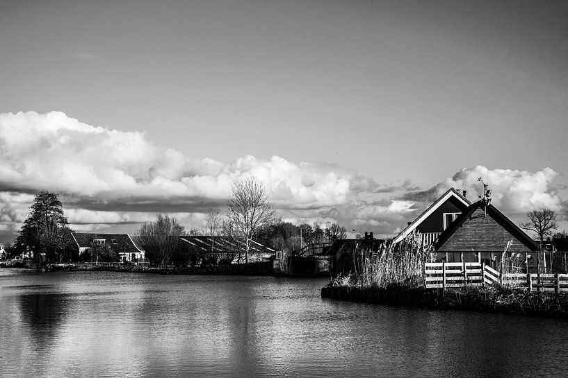 Strangely familiar 05 by Eva Overbeeke