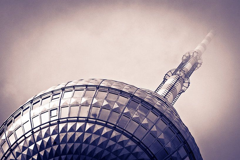 Fernsehturm van Maarten De Wispelaere