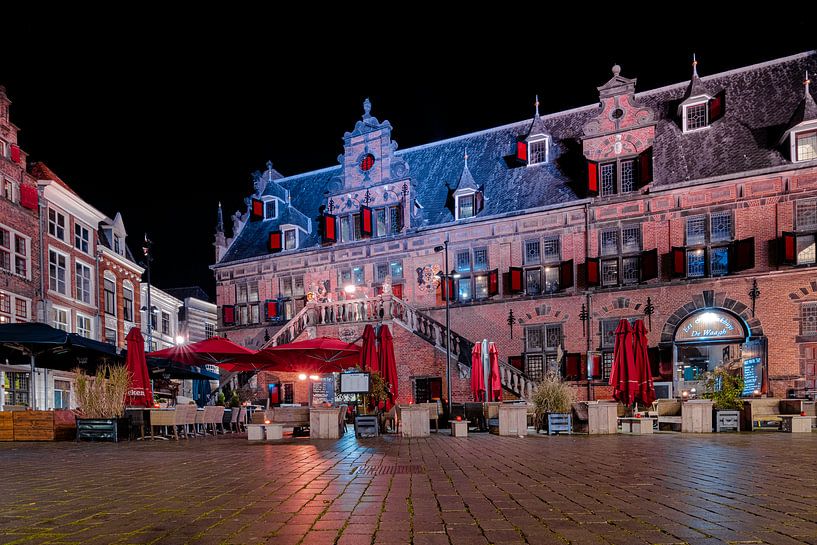 Nijmegen Market Square by Klaas Doting